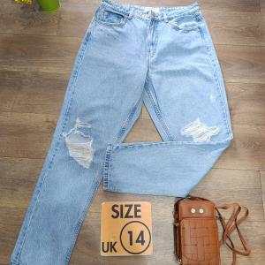 Women's jeans