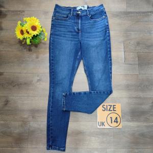 Ladies jeans