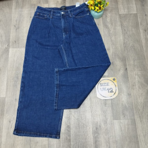 Women jeans